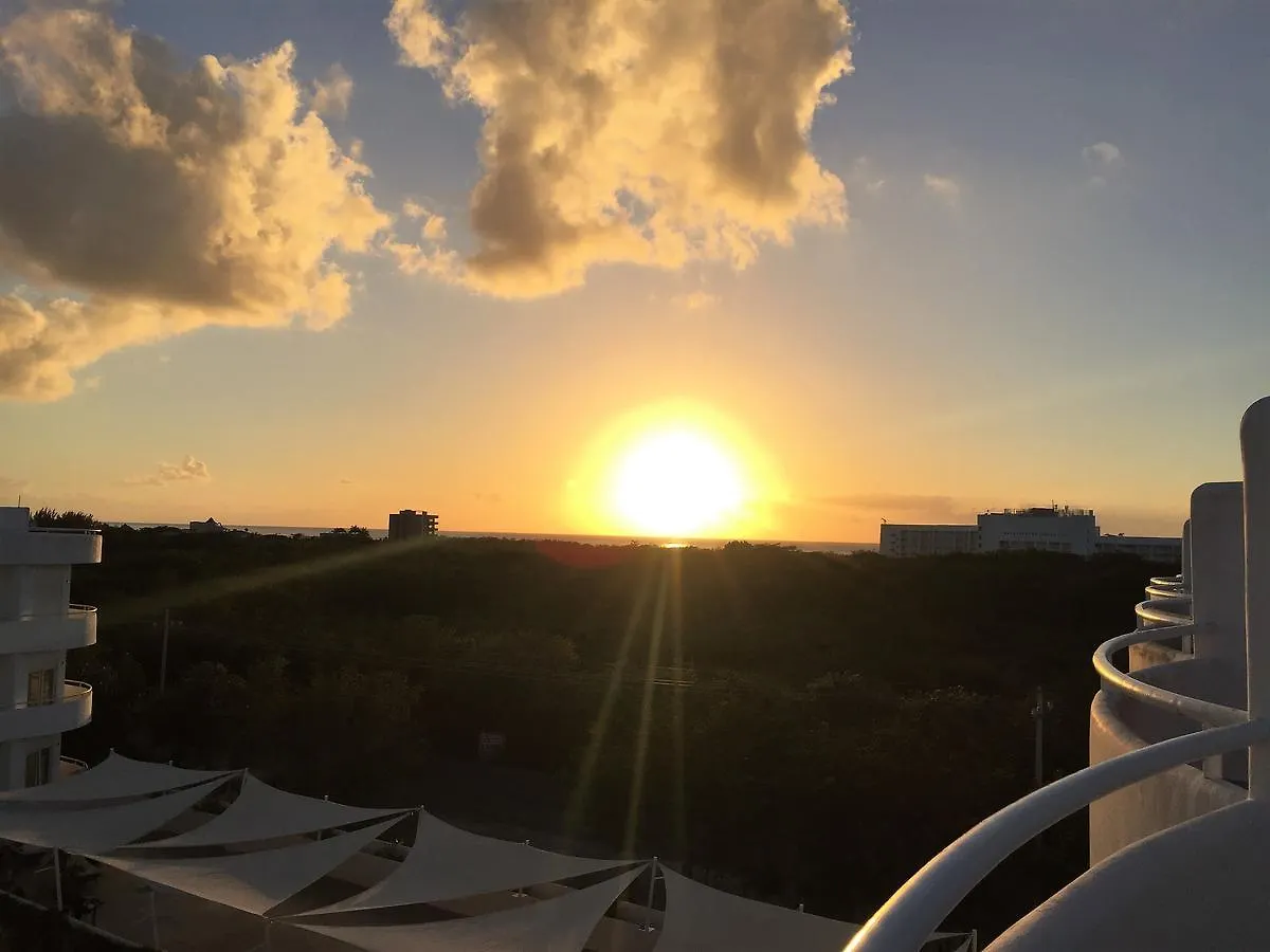 Suites Cozumel Apartment